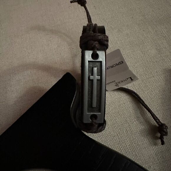 Soft leather bracelet with adjustable leather ties and silver cross NWT - Picture 1 of 9